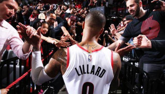 九游游戏-【体坛篮球秀】走在三岔路口的表哥 无奈高飞的梅西