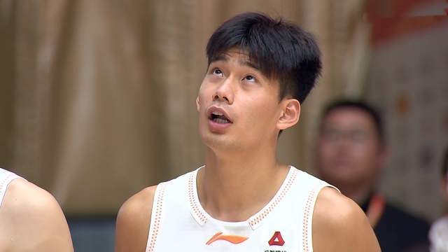 九游官网-山东男篮逆转福建，高诗岩被驱逐出场 郭凯7中7 新外援24+7高效