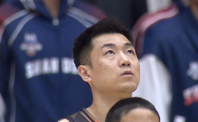 九游官网-山东男篮逆转福建，高诗岩被驱逐出场 郭凯7中7 新外援24+7高效